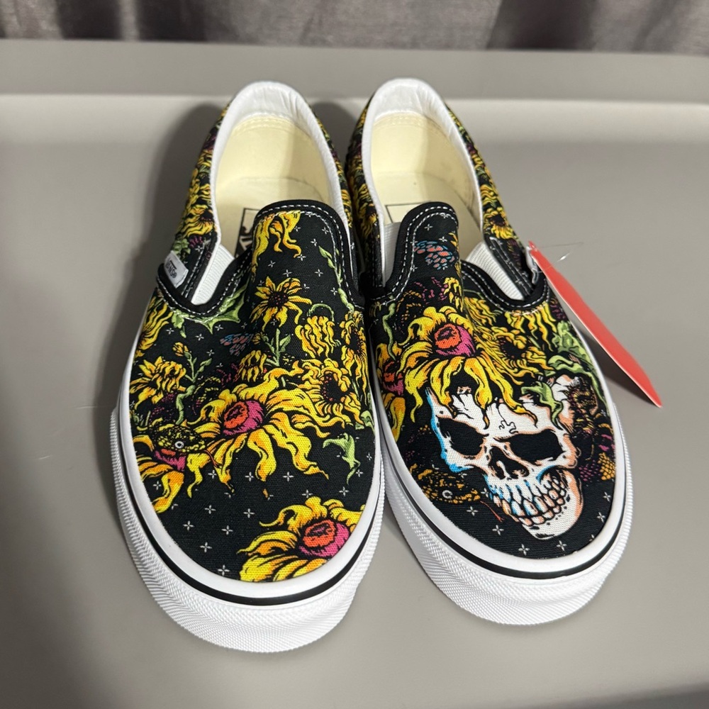 Men’s Vans Classic Slip-On Sneakers